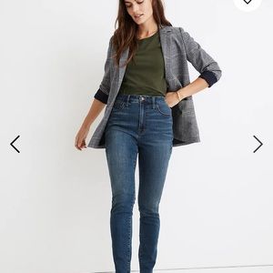 Madewell Curvy Roadtripper Jeans